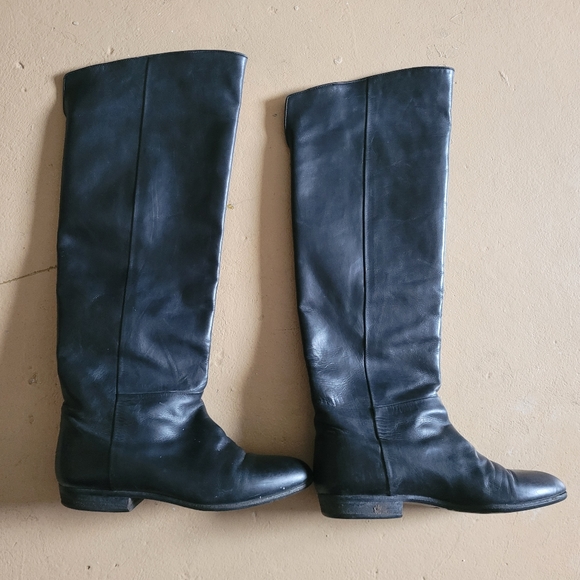 Boots - Picture 1 of 4